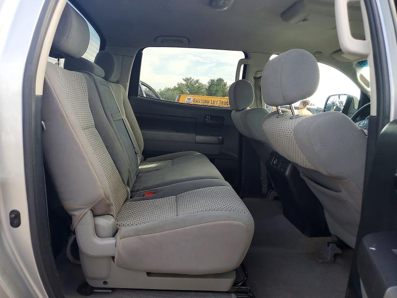 Photo 10 from auction – 2011 TOYOTA TUNDRA with VIN 5TFDY5F13BX192970