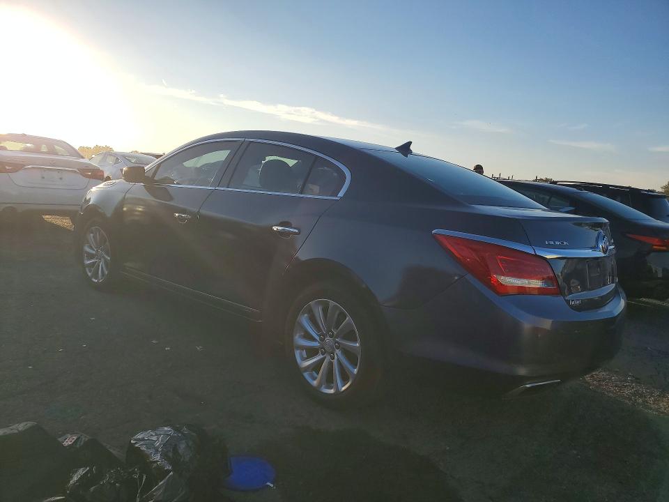 Zdjęcie 2 z aukcji – 2014 BUICK LACROSSE z VIN 1G4GB5G32EF106195