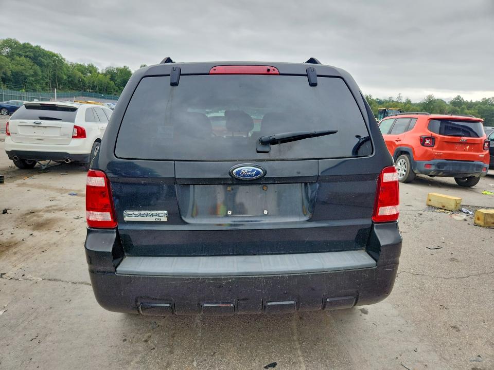 Фото 6 с аукциона – 2008 FORD ESCAPE с VIN 1FMCU031X8KA78173