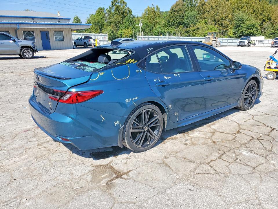 Photo 3 from auction – 2026 TOYOTA CAMRY with VIN 4T1DAACK6TU213142