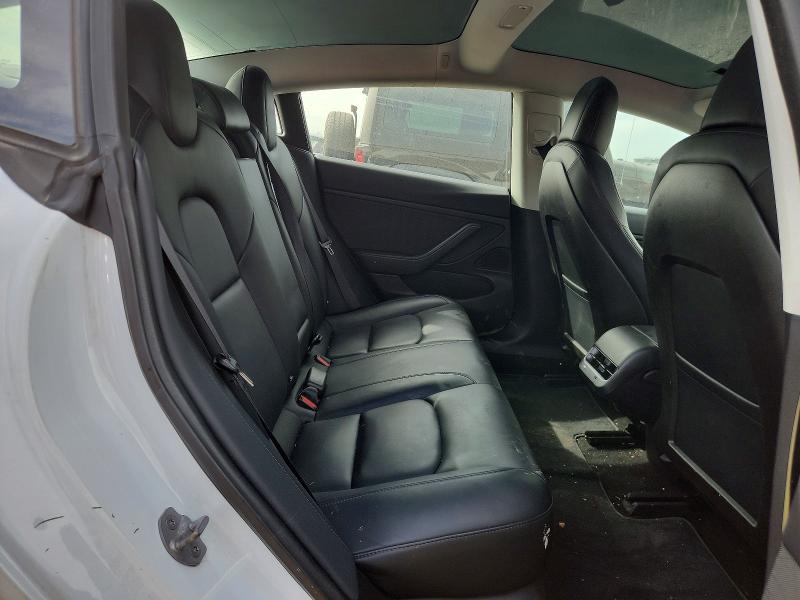 صورة رقم 10 من المزاد - 2018 TESLA MODEL 3 مع VIN 5YJ3E1EB3JF185842