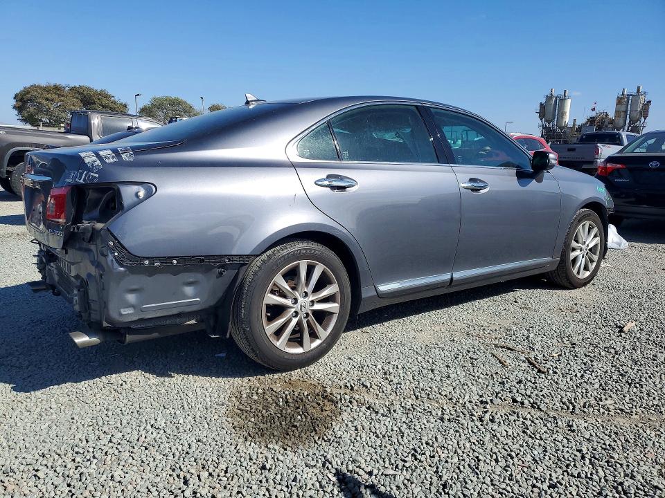 Photo 3 from auction – 2012 LEXUS ES with VIN JTHBK1EG3C2484042