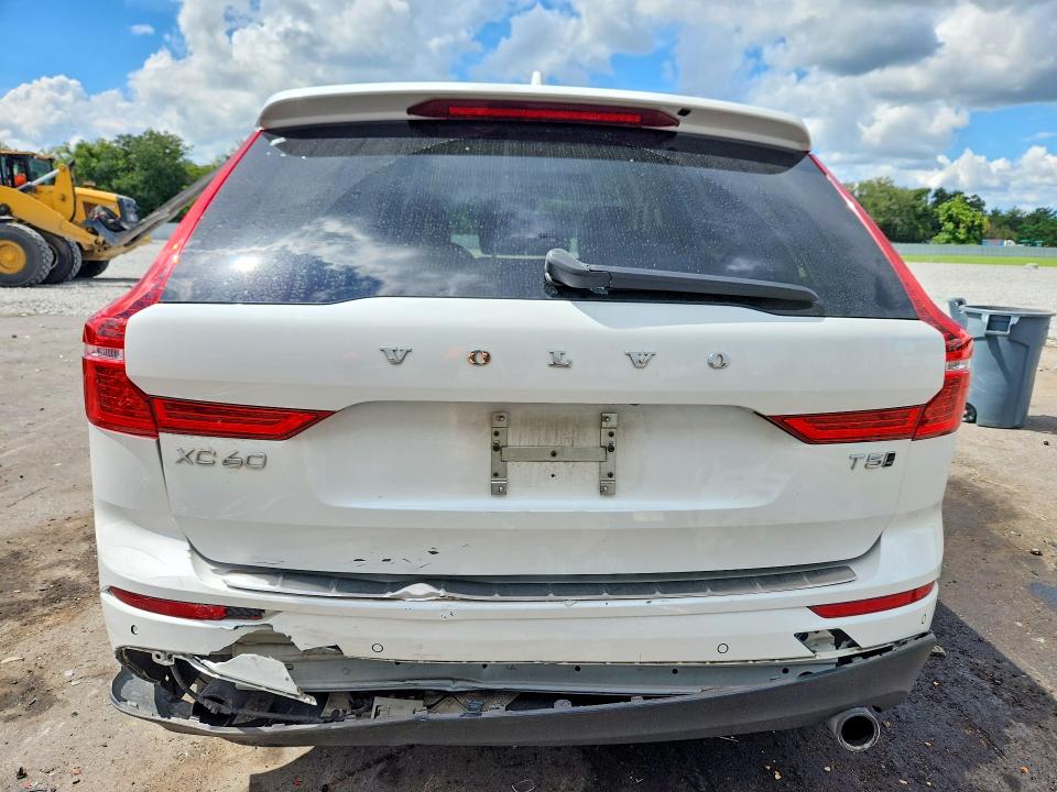 Photo 6 from auction – 2021 VOLVO XC60 with VIN YV4102RK2M1738092