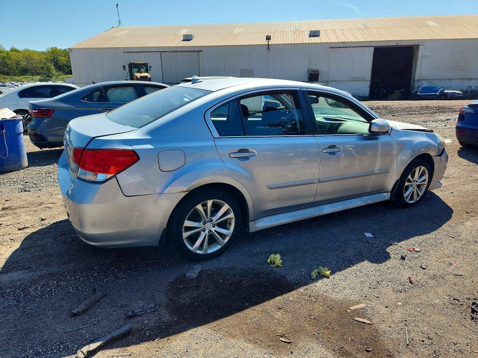 Zdjęcie 3 z aukcji – 2014 SUBARU LEGACY z VIN 4S3BMBC64E3036563
