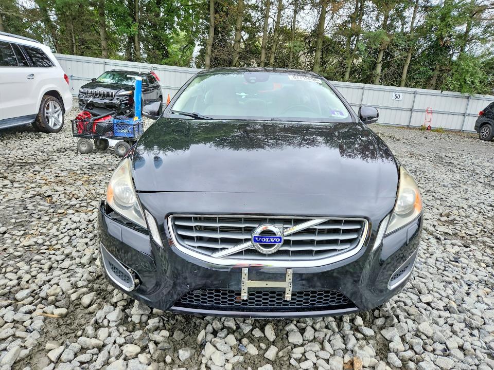 Photo 5 from auction – 2012 VOLVO S60 with VIN YV1622FS7C2044704