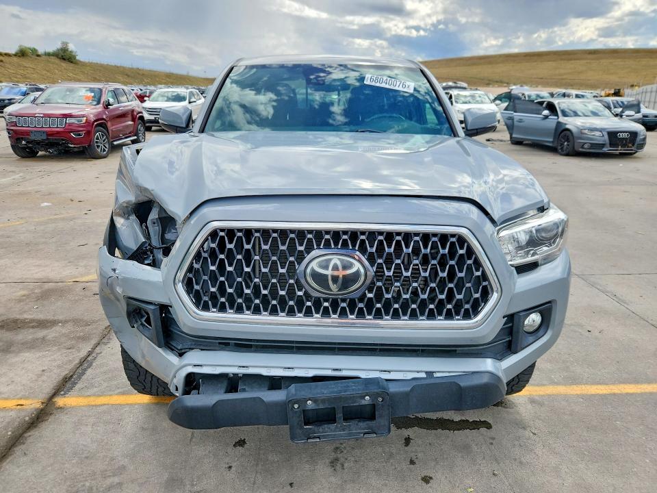 Снимка 5 от търг – 2019 TOYOTA TACOMA с VIN 3TMCZ5AN9KM277451