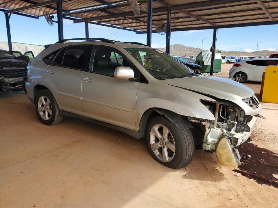 صورة رقم 4 من المزاد - 2004 LEXUS RX مع VIN JTJHA31U040044568