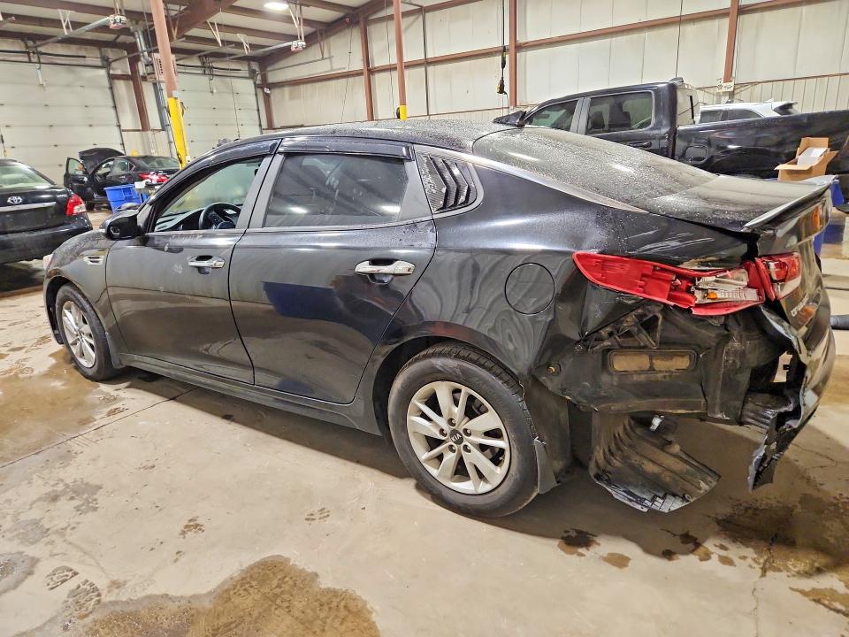 Photo 2 from auction – 2016 KIA OPTIMA with VIN 5XXGT4L31GG041765
