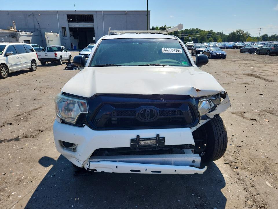 Photo 5 from auction – 2014 TOYOTA TACOMA with VIN 5TFTX4CN5EX044128