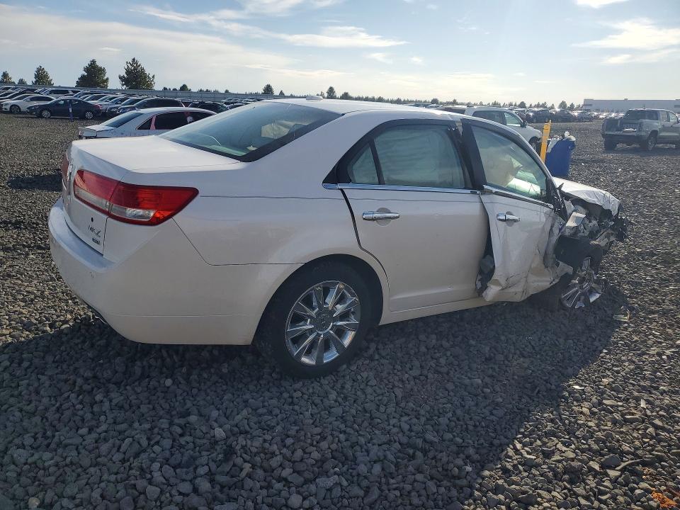 Photo 3 from auction – 2011 LINCOLN MKZ with VIN 3LNHL2JC3BR753230