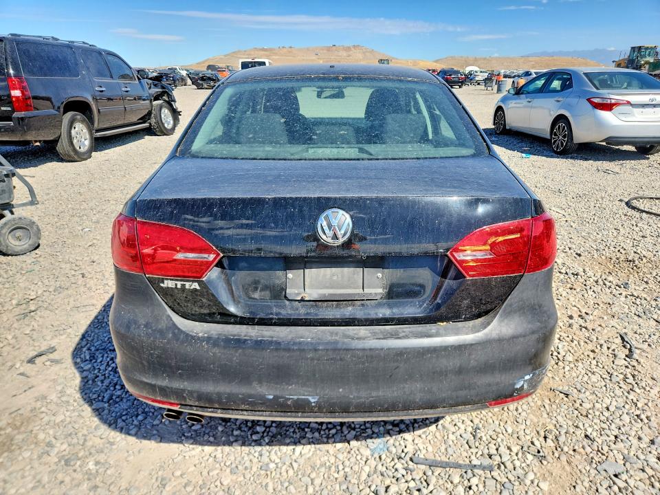 Photo 6 from auction – 2011 VOLKSWAGEN JETTA with VIN 3VW2K7AJ1BM044072