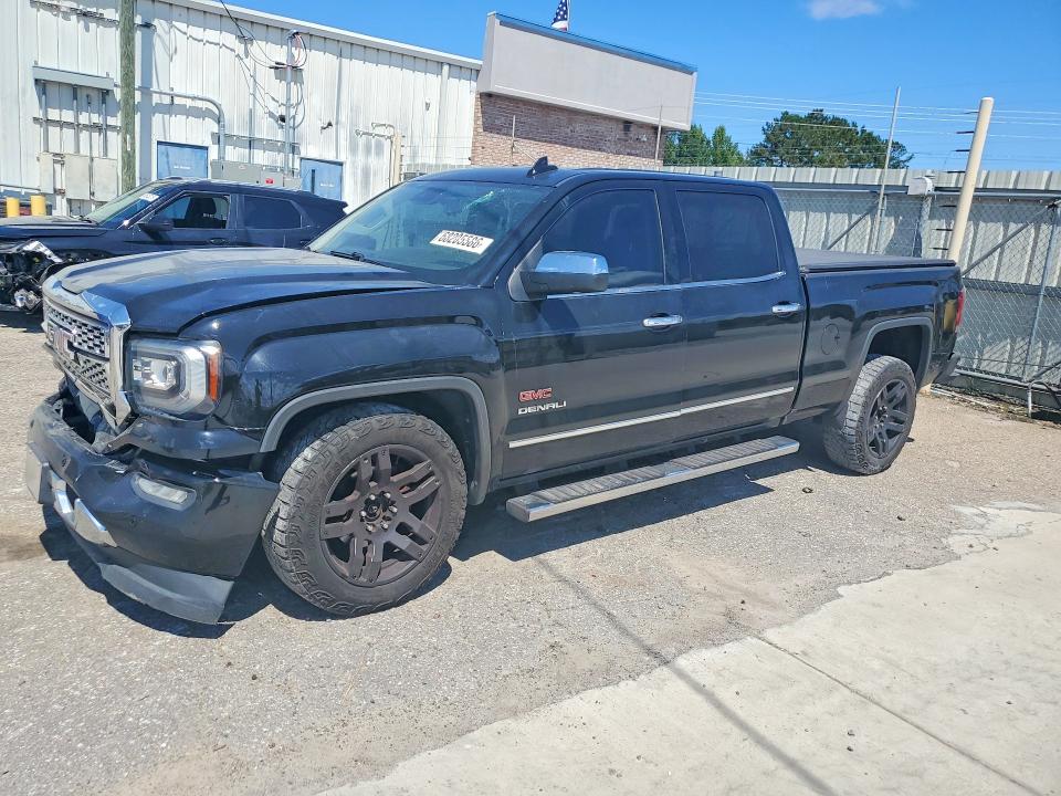 GMC SIERRA 2018 مع رقم تعريف المركبة 3GTU2PECXJG113006 - صورة من المزاد