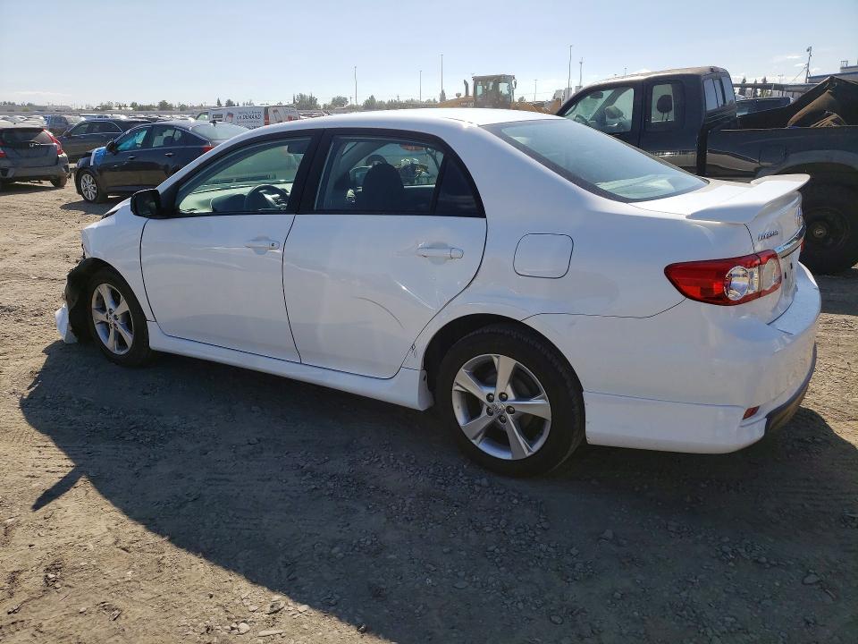 Foto 2 de la subasta – 2012 TOYOTA COROLLA con VIN 2T1BU4EE7CC755603