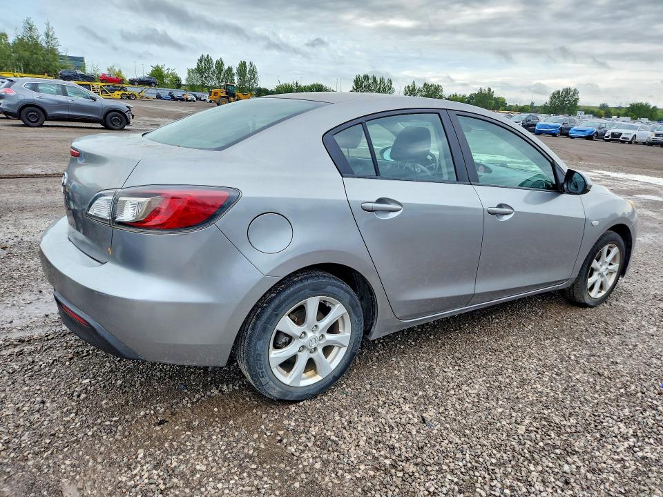 Photo 3 from auction – 2010 MAZDA 3 with VIN JM1BL1SF7A1120588