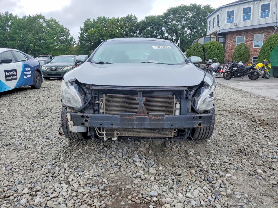 Photo 5 from auction – 2009 NISSAN MAXIMA with VIN 1N4AA51E19C801448