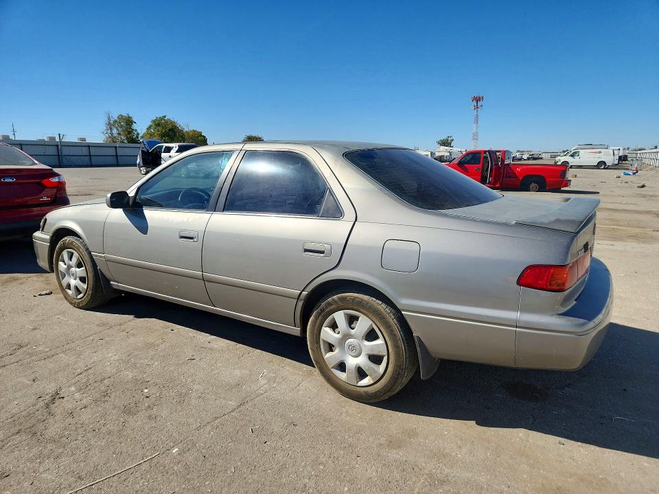 Photo 2 from auction – 2000 TOYOTA CAMRY with VIN JT2BF22K1Y0284650