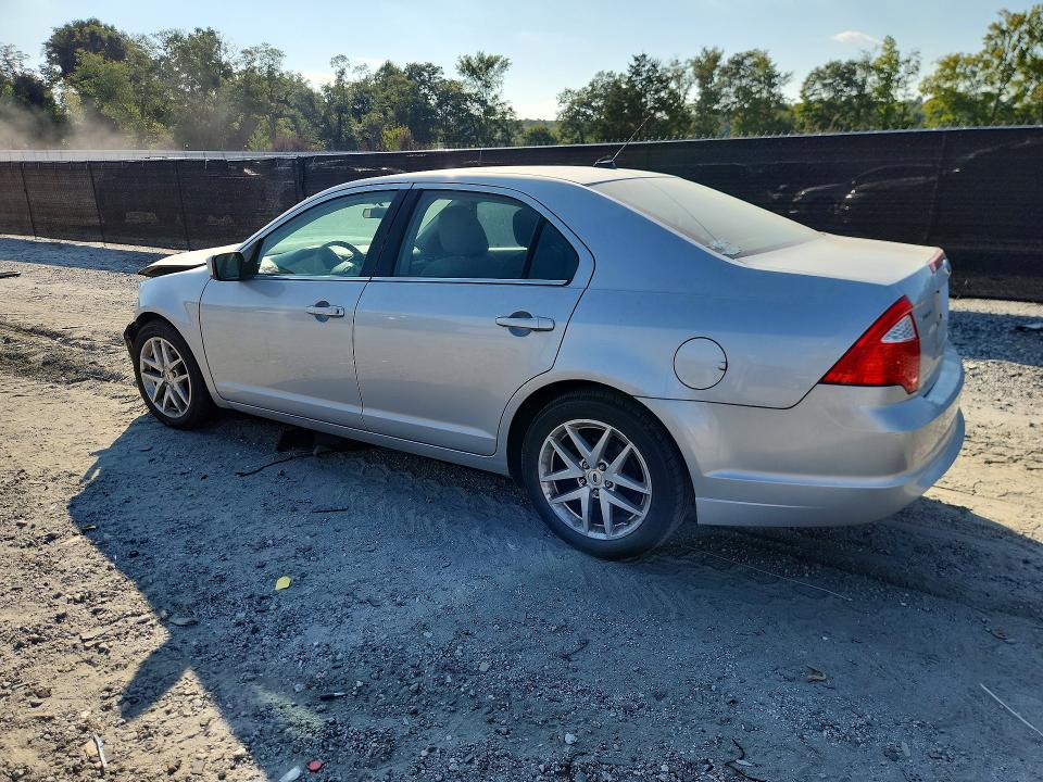 Снимка 2 от търг – 2010 FORD FUSION с VIN 3FAHP0HA0AR265942