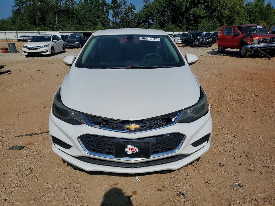 Снимка 5 от търг – 2017 CHEVROLET CRUZE с VIN 1G1BE5SM8H7243459
