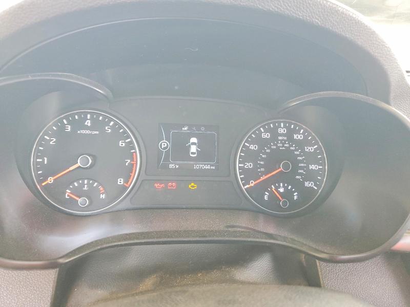 Photo 9 from auction – 2016 KIA OPTIMA with VIN 5XXGT4L34GG036124