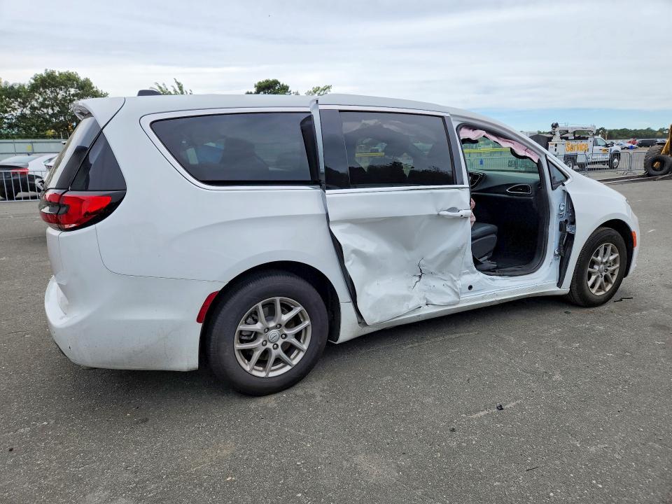 Foto 3 de la subasta – 2026 CHRYSLER PACIFICA con VIN 2C4RC1BG9TR272748