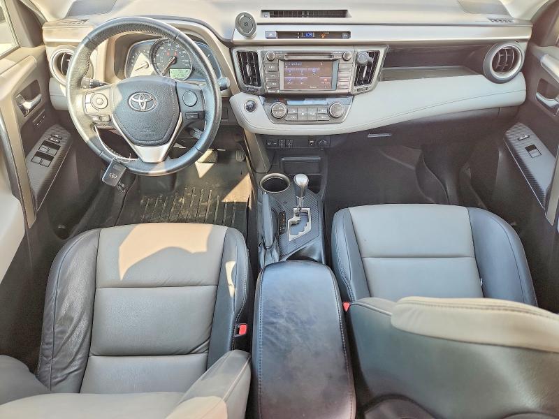 Photo 8 from auction – 2015 TOYOTA RAV4 with VIN 2T3DFREV4FW383289