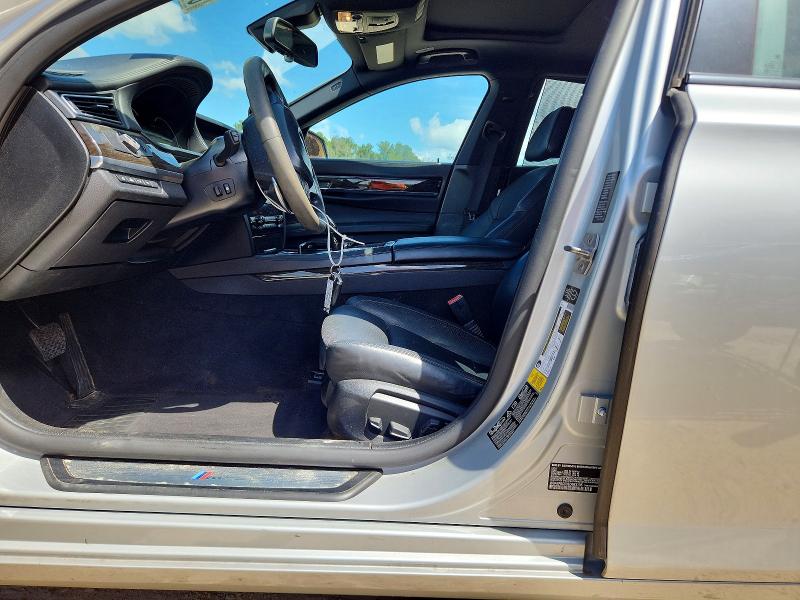 Photo 7 from auction – 2014 BMW 750 with VIN WBAYF8C53ED653135