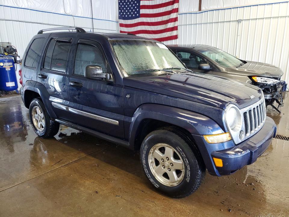 Photo 4 from auction – 2006 JEEP LIBERTY with VIN 1J8GL58506W227075