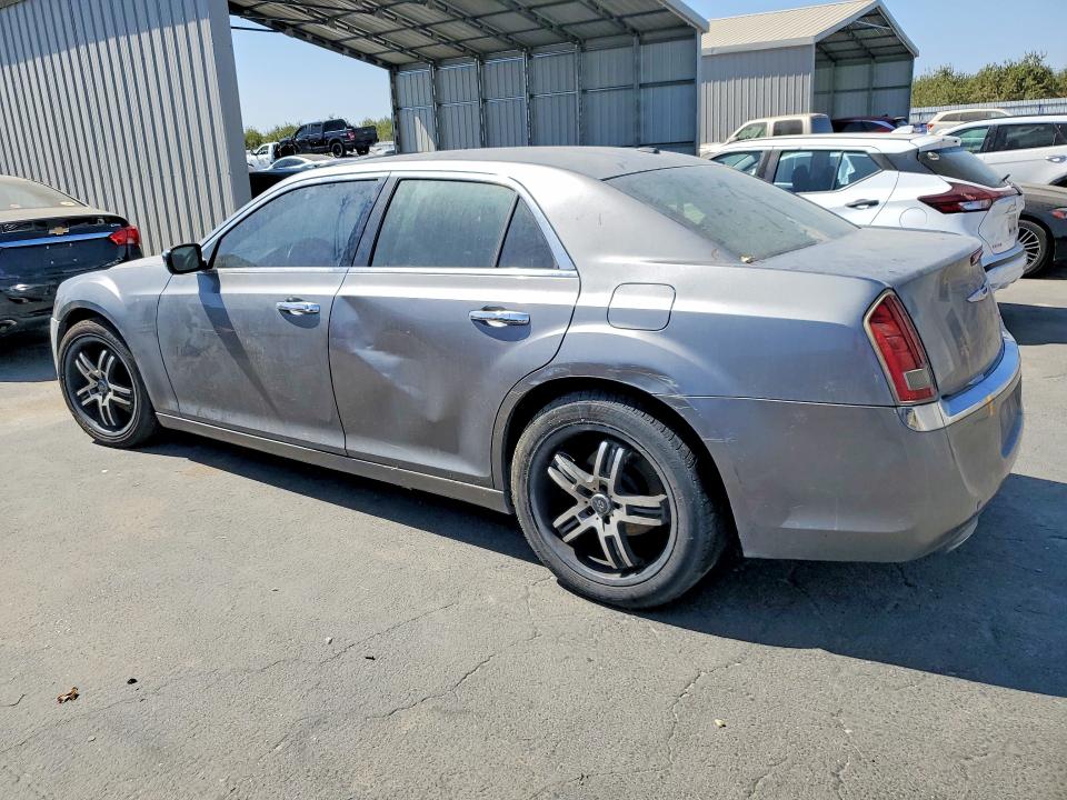 Photo 2 from auction – 2011 CHRYSLER 300 with VIN 2C3CA5CGXBH557937