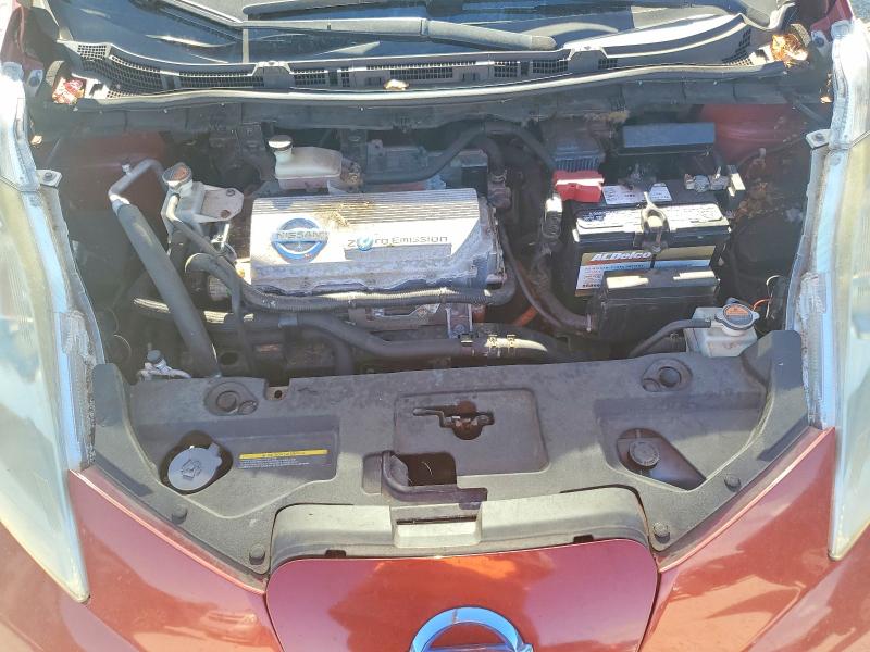 Photo 11 from auction – 2011 NISSAN LEAF with VIN JN1AZ0CP6BT004402