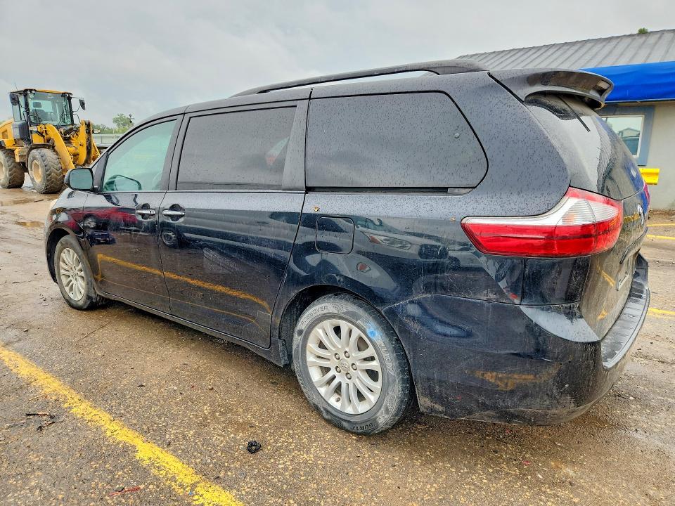 Снимка 2 от търг – 2016 TOYOTA SIENNA с VIN 5TDYK3DC5GS714751