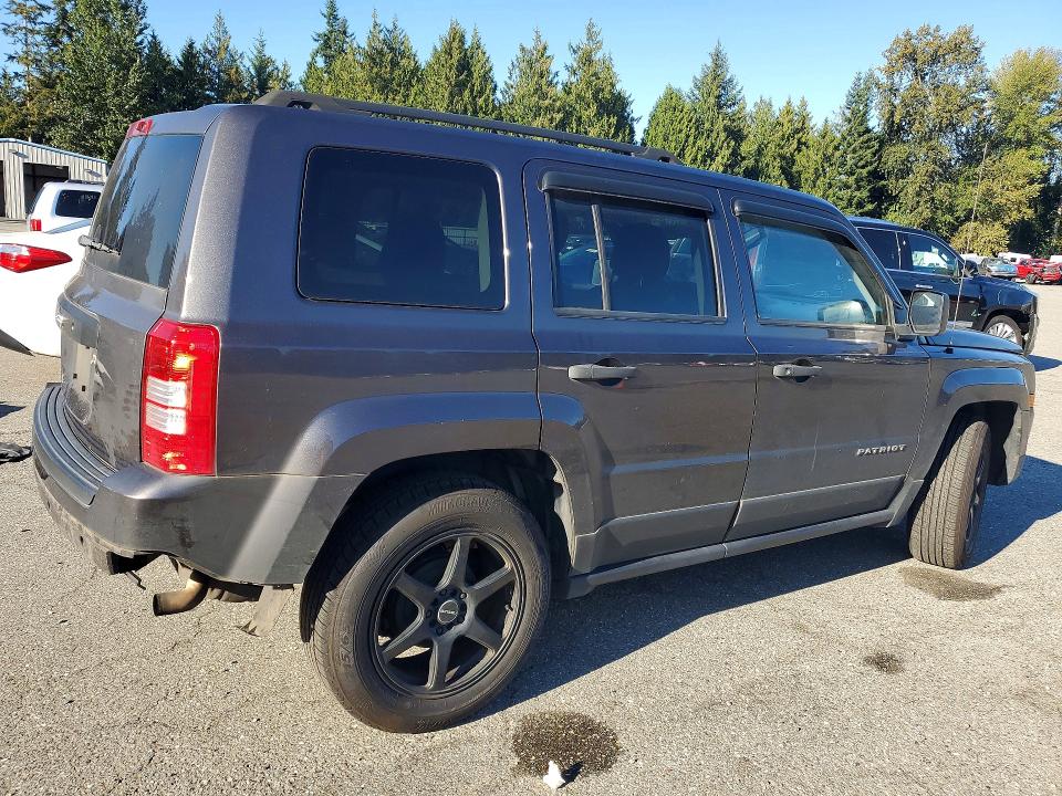 Photo 3 from auction – 2017 JEEP PATRIOT with VIN 1C4NJPBB2HD130845