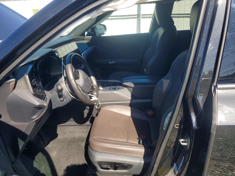 Фото 7 с аукциона – 2024 LEXUS TX 350 с VIN 5TDAAAB69RS019049