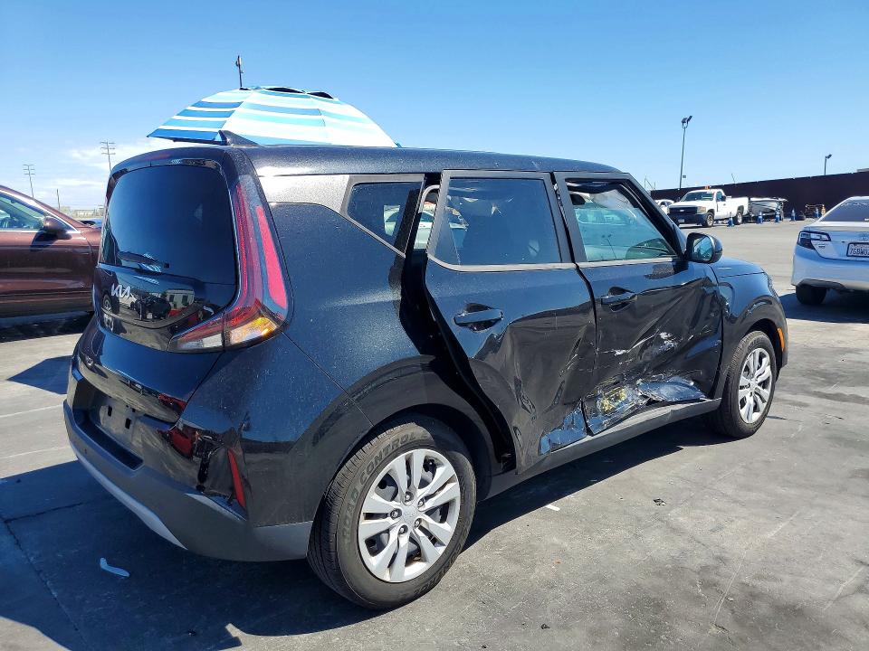 Photo 3 from auction – 2023 KIA SOUL with VIN KNDJ23AU3P7839403