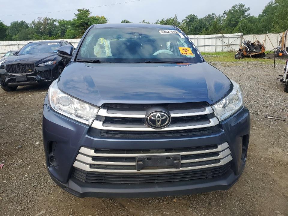 Photo 5 from auction – 2019 TOYOTA HIGHLANDER with VIN 5TDBZRFH8KS984093