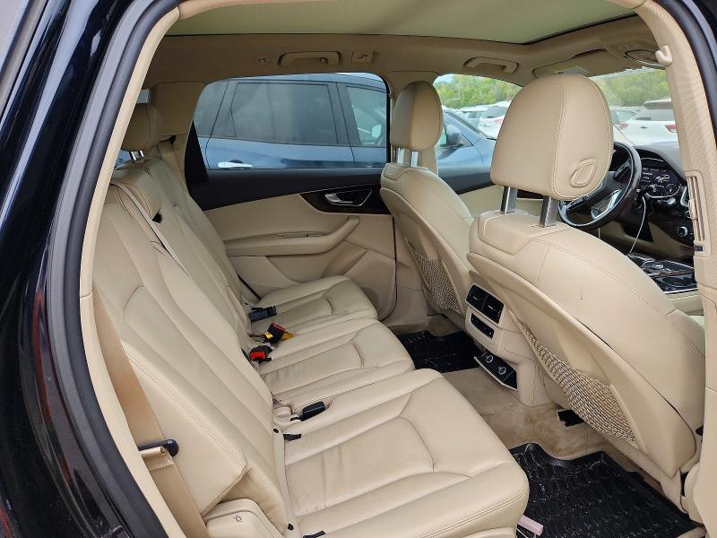 Снимка 10 от търг – 2017 AUDI Q7 с VIN WA1LAAF71HD036508