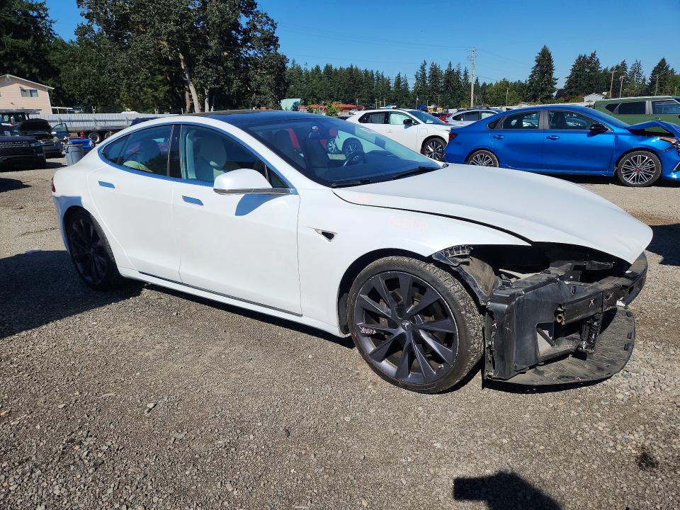 Photo 4 from auction – 2019 TESLA MODEL S with VIN 5YJSA1E23KF304109