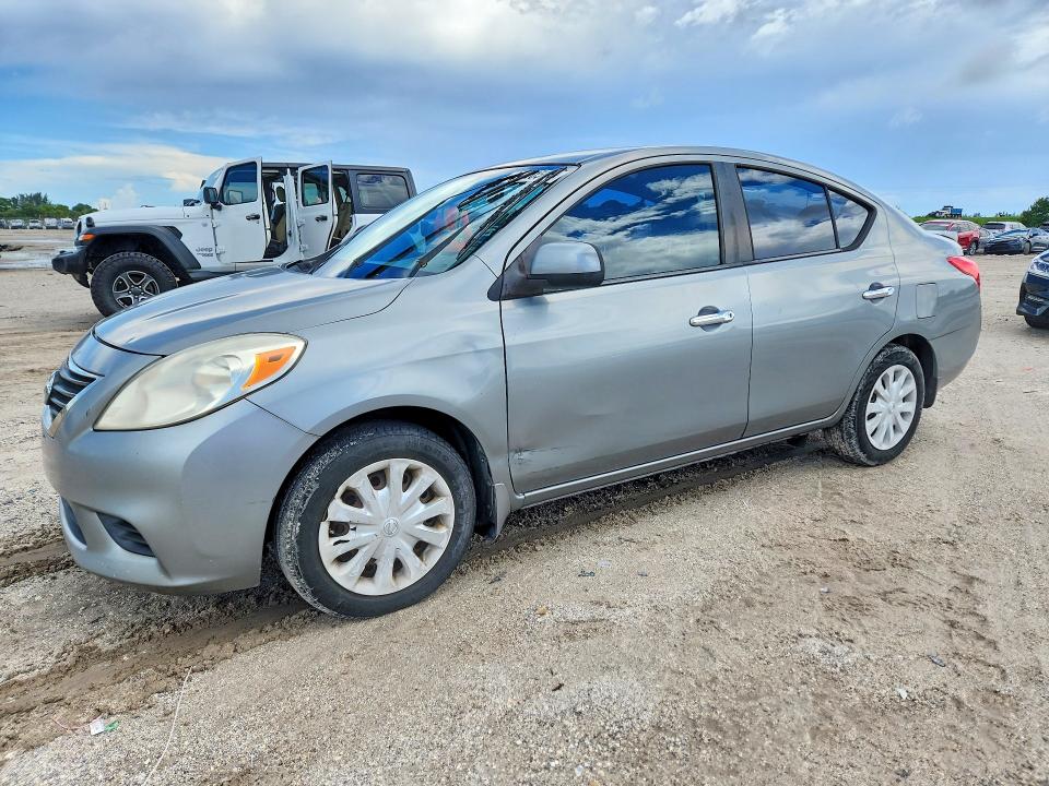 2013 NISSAN VERSA - Търг №69410506