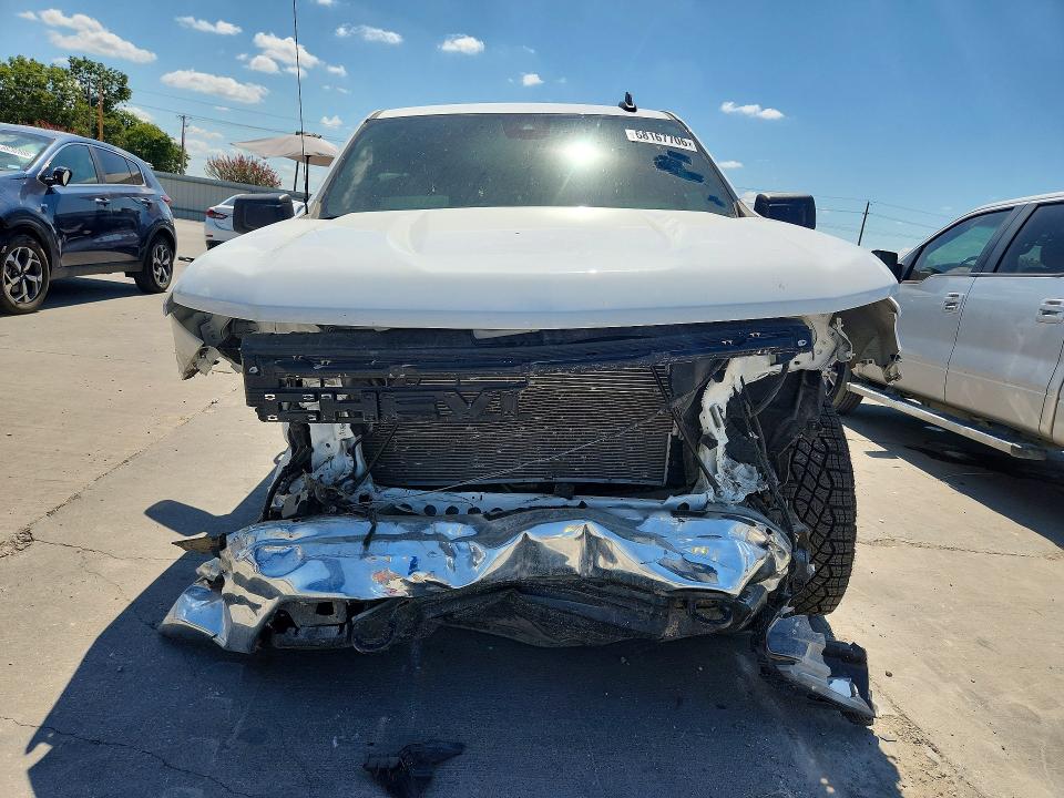 Photo 5 from auction – 2026 CHEVROLET SILVERADO with VIN 1GCUKAED8TZ328148