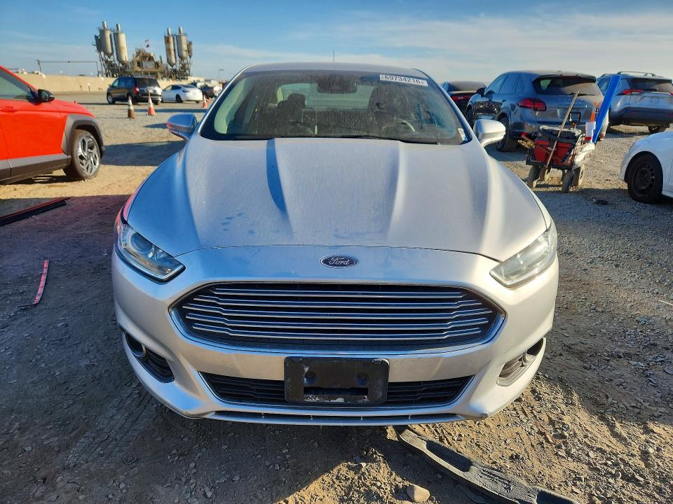 Photo 5 from auction – 2015 FORD FUSION with VIN 3FA6P0SU2FR253390
