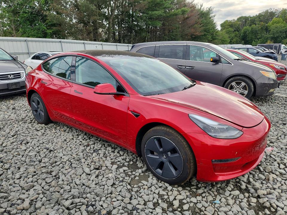 Photo 4 from auction – 2022 TESLA MODEL 3 with VIN 5YJ3E1EB5NF173374