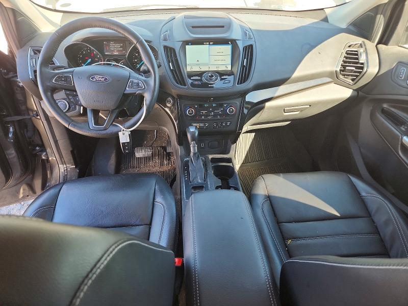 Снимка 8 от търг – 2018 FORD ESCAPE с VIN 1FMCU9J90JUC33644