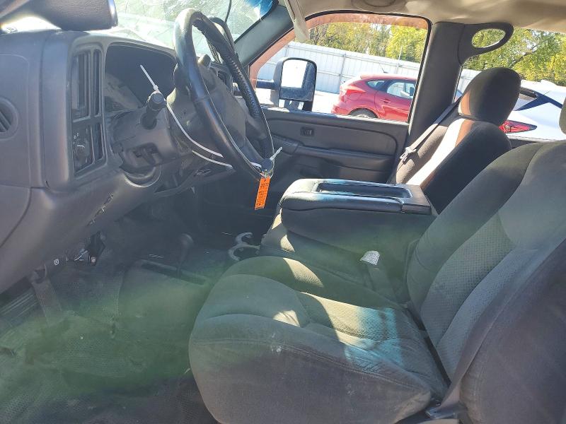 Снимка 7 от търг – 2006 CHEVROLET SILVERADO с VIN 1GCHK23DX6F224423