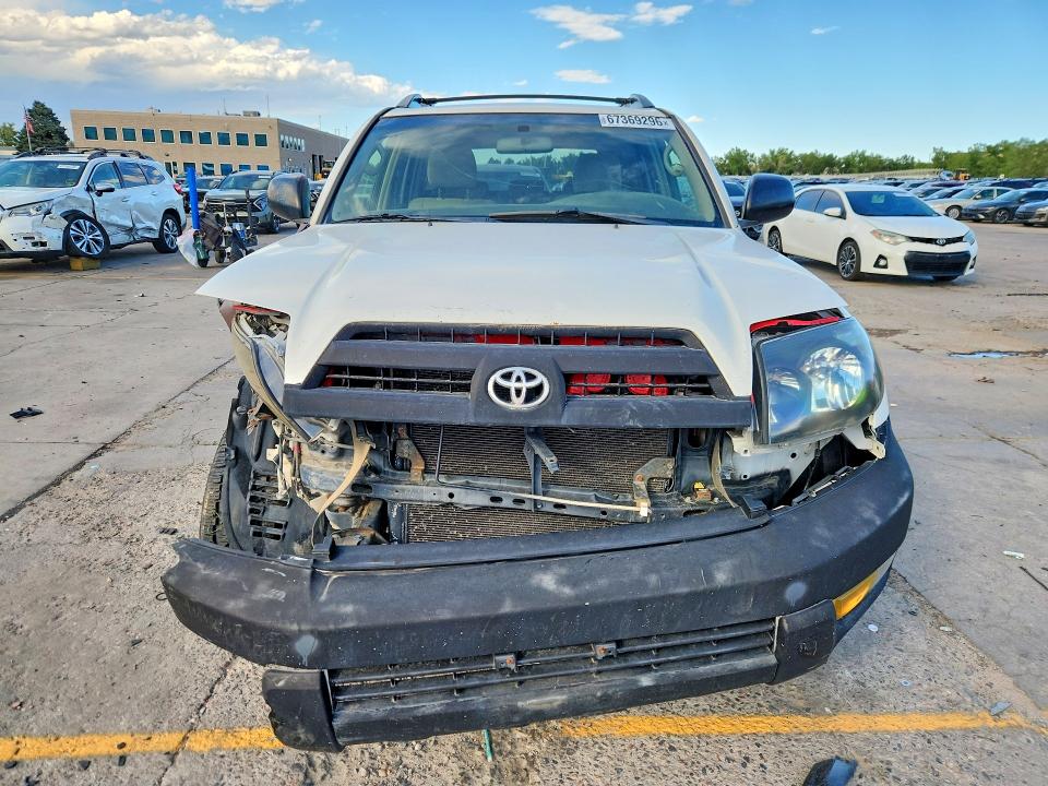 Zdjęcie 5 z aukcji – 2004 TOYOTA 4RUNNER z VIN JTEBU14R448015812