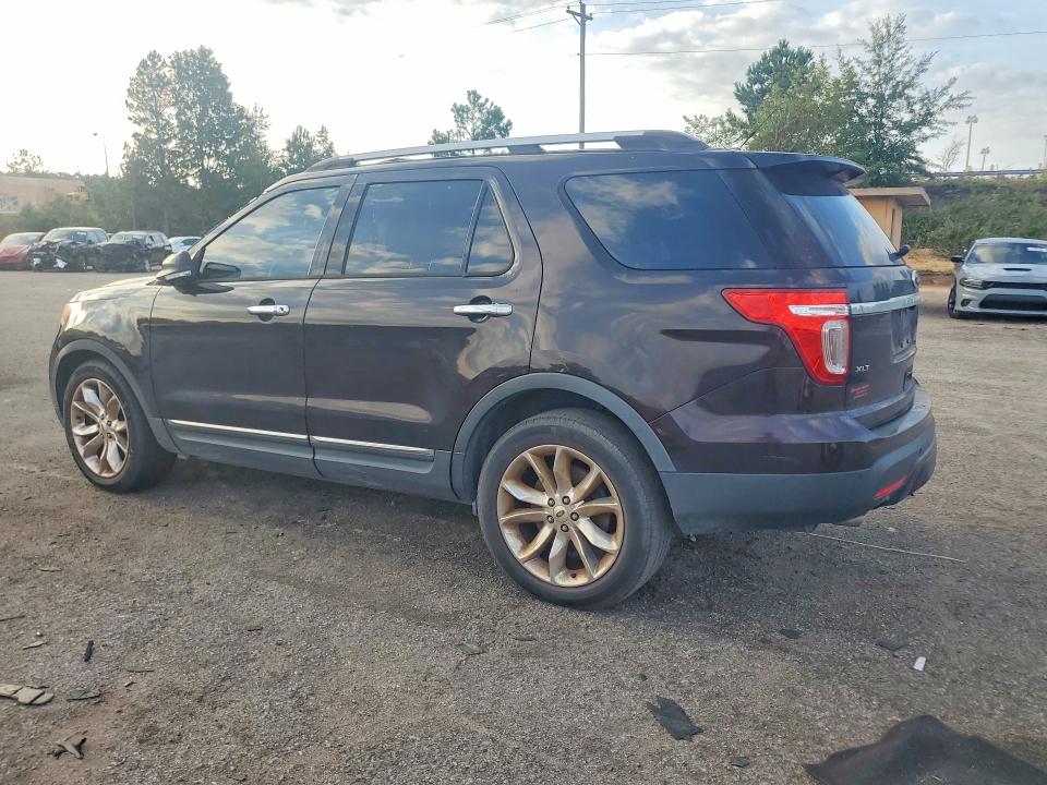 Снимка 2 от търг – 2013 FORD EXPLORER с VIN 1FM5K7D84DGC27807