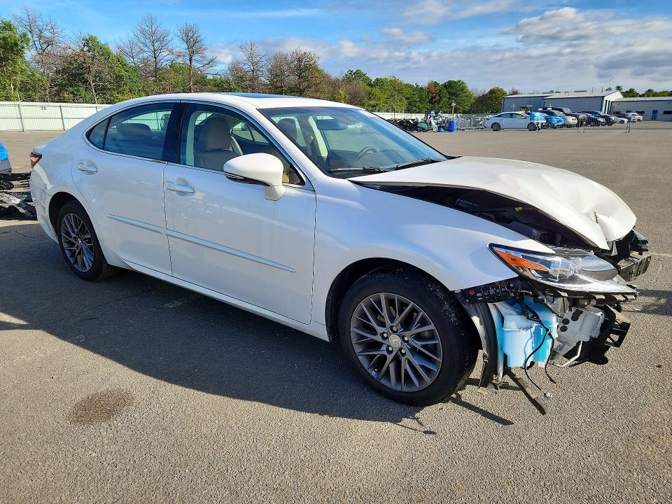 صورة رقم 4 من المزاد - 2018 LEXUS ES مع VIN 58ABK1GG1JU097963