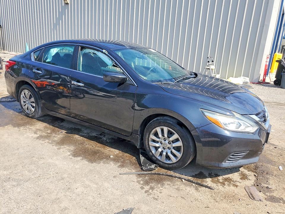 Photo 4 from auction – 2017 NISSAN ALTIMA with VIN 1N4AL3AP7HC278211