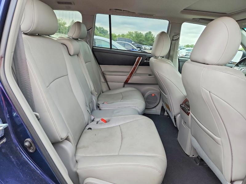 Снимка 10 от търг – 2011 TOYOTA HIGHLANDER с VIN 5TDDK3EH6BS088029