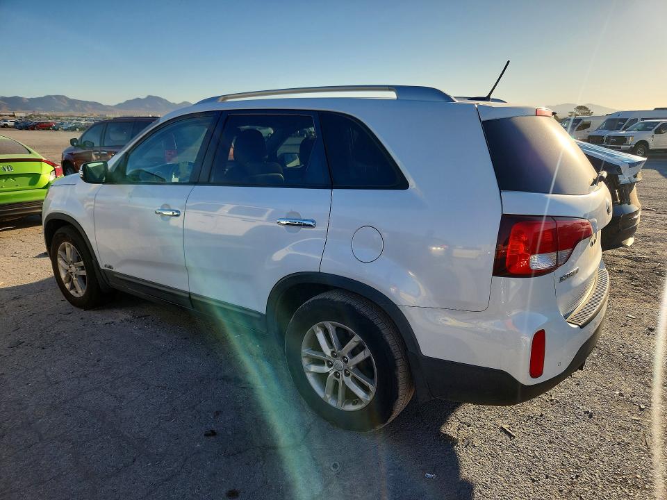 Photo 2 from auction – 2014 KIA SORENTO with VIN 5XYKTDA75EG513829
