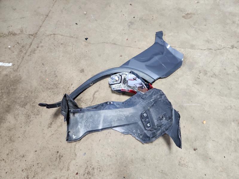 Photo 13 from auction – 2018 SUBARU OUTBACK with VIN 4S4BSANC7J3357778