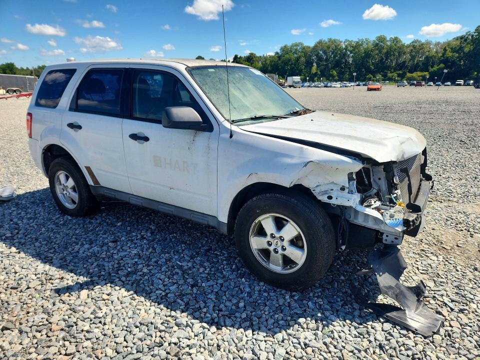 Photo 4 from auction – 2012 FORD ESCAPE with VIN 1FMCU0C76CKC69652